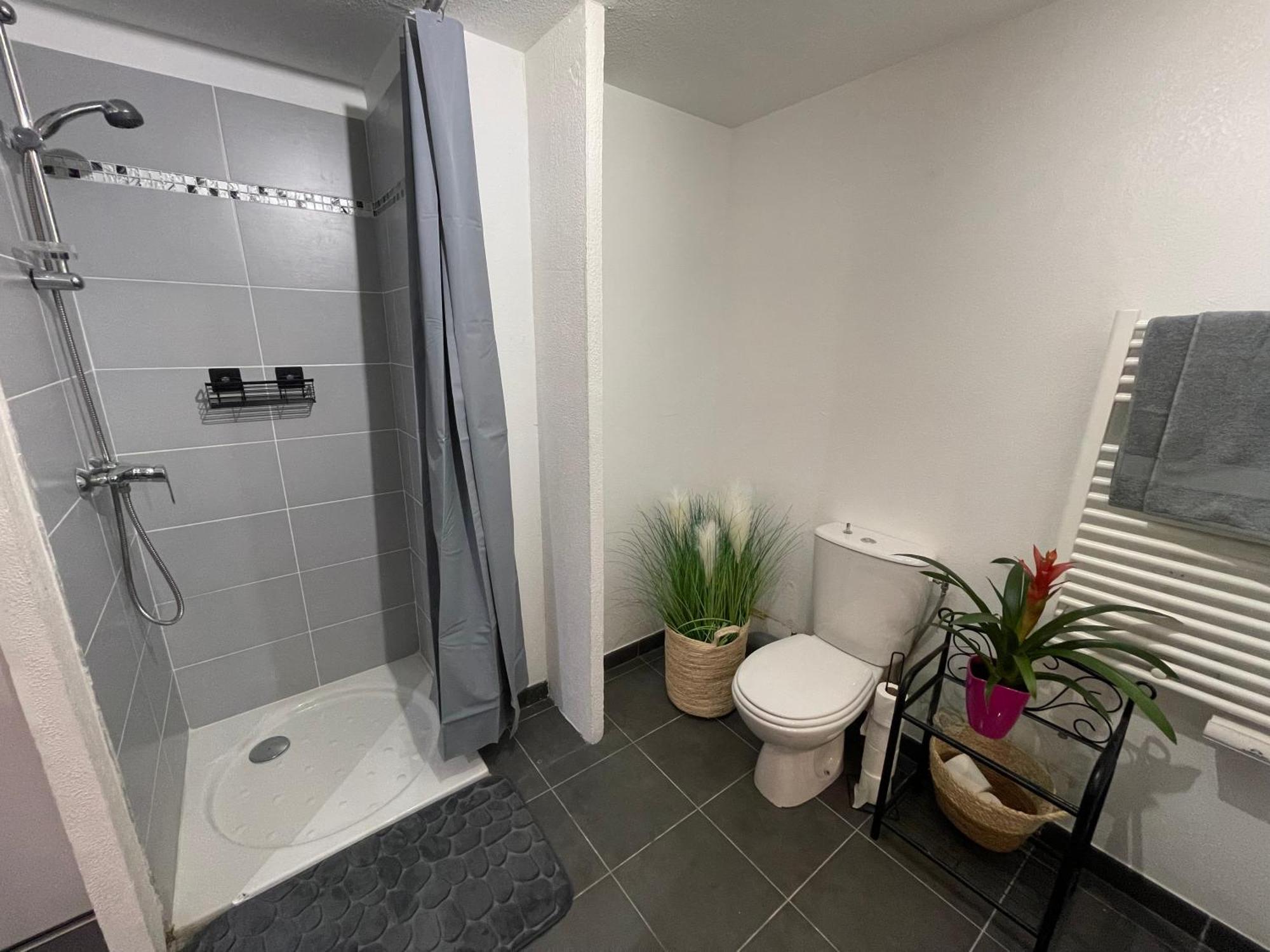Appartement F2 Neuf Mauguio Buitenkant foto